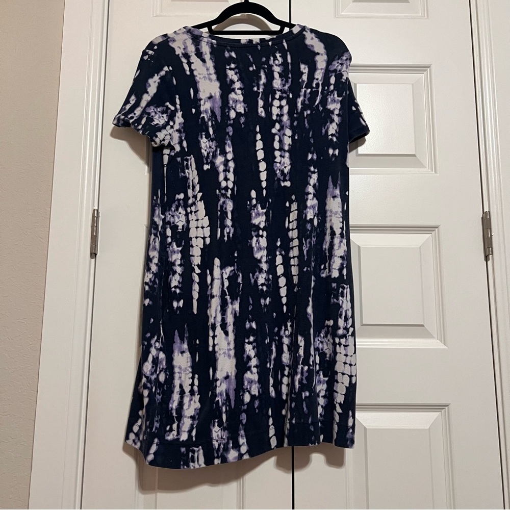 Ellen Tracy Indigo Tie-Dye Crew Neck Dress - Picture 4 of 4